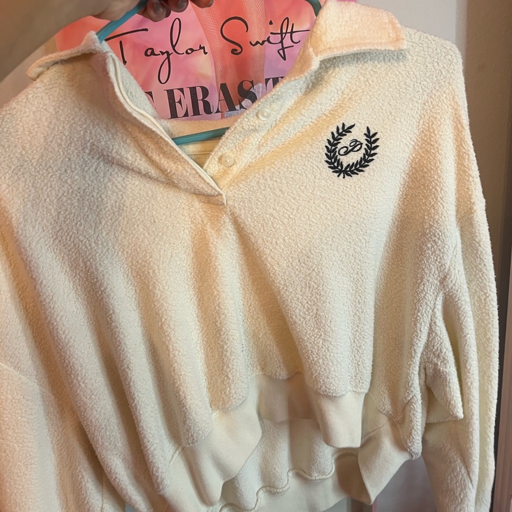 PINK Victoria's Secret Cream Fleece Sweatshirt